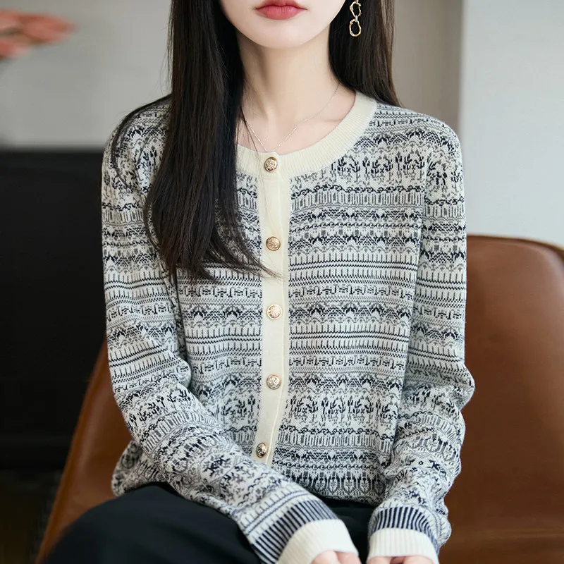 Fairland Jacquard Knitted Cardigan Design Sense Small Fragrant Short Coat