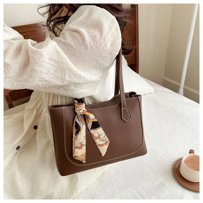 

Популярная большая сумка через плечо для женщин на весну и лето, новинка 2024, сумка для подмышек, Повседневная универсальная Рабочая женская сумка