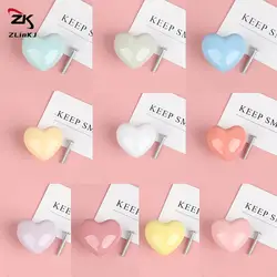 1 pz carino a forma di cuore maniglia del cassetto a foro singolo cartone animato colorato manico in ceramica Kawaii camera dei bambini maniglia dell'armadio