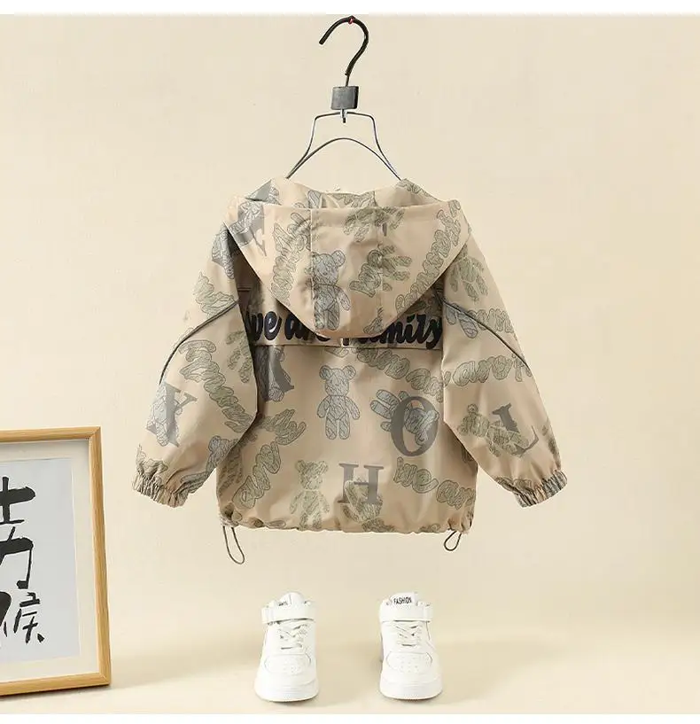 Boys Girl Hooded Jacket Spring and Autumn Children\'s Leisure Coat New Boys\' and Baby Camouflage Windbreaker Autumn Clothes