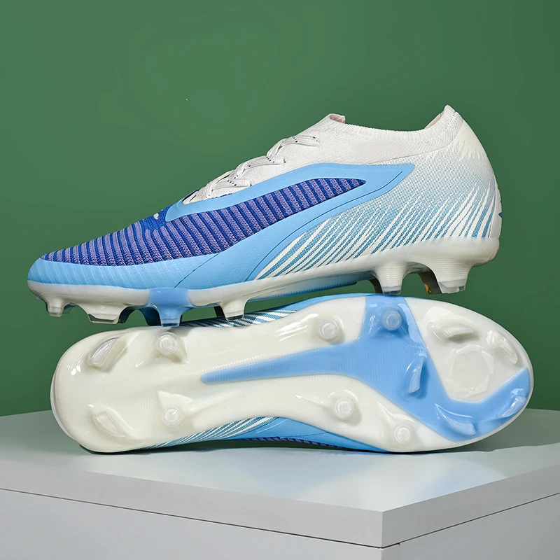 New Men Soccer Shoes Ultralight Sport Comfortable Adult Non-Slip Futsal Training Match Grass Football Boots Cleats Sport
