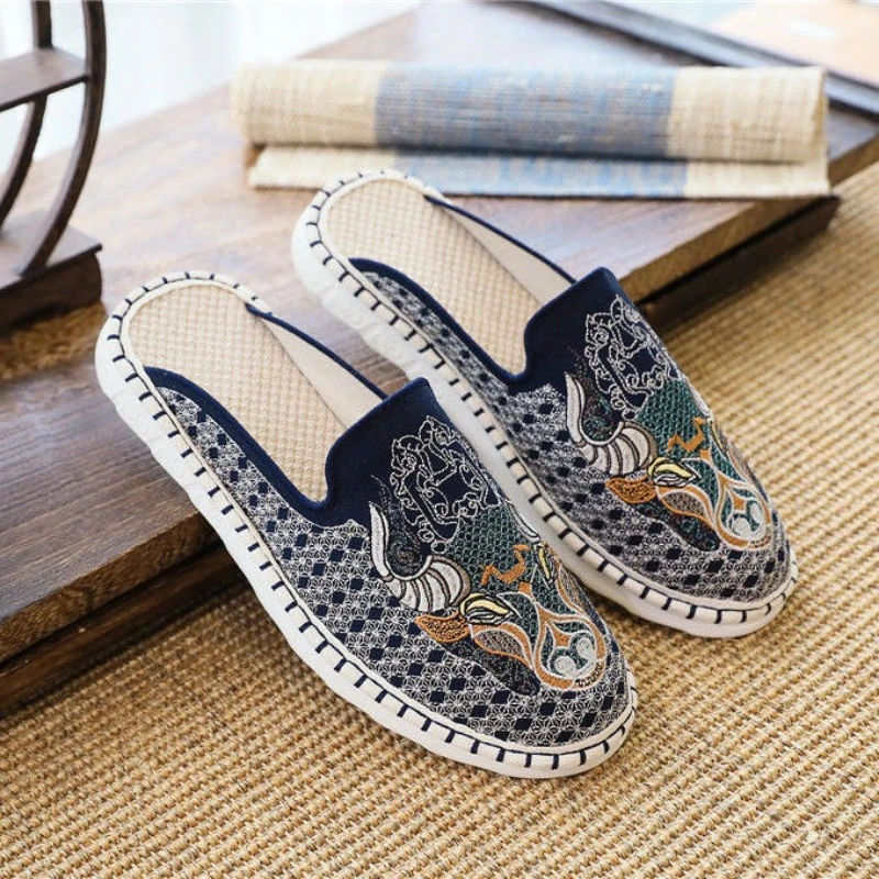 

Дышащие мужские парусиновые тапочки с вышивкой, уличные дизайнерские роскошные шлепанцы, низкая цена, трендовая оригинальная мужская обувь Mascullino для взрослых