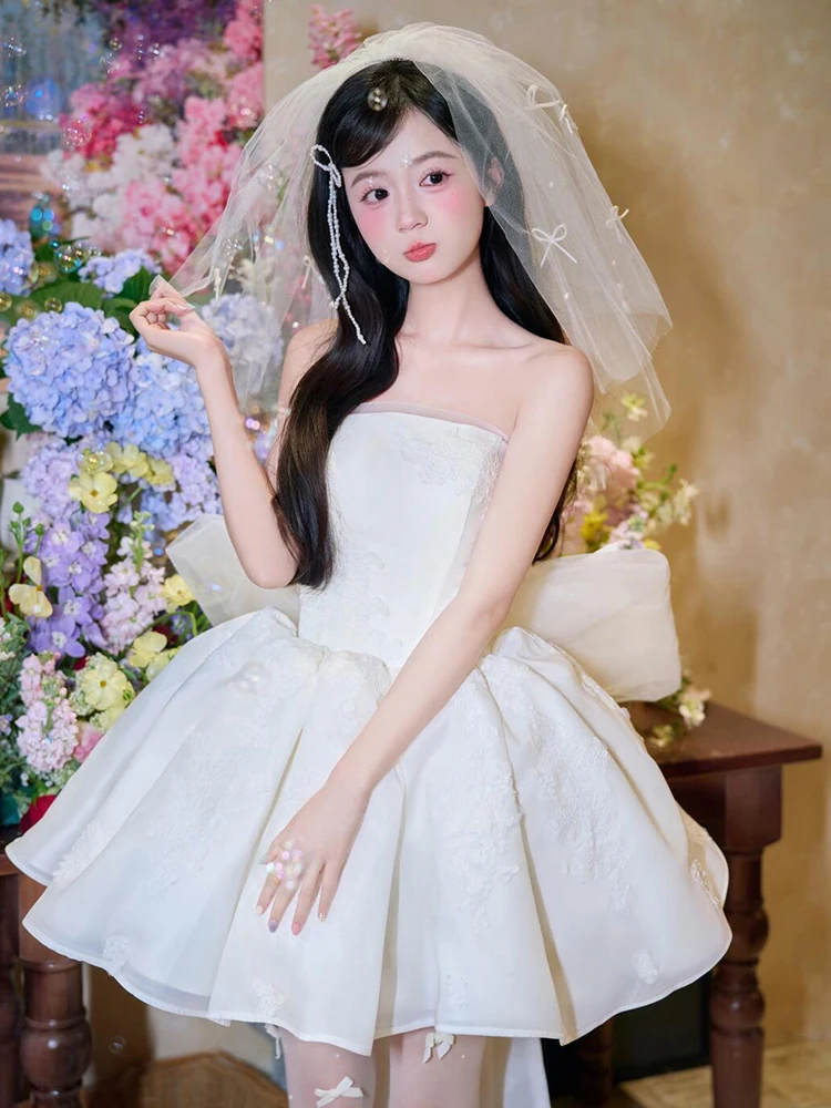 

ort Puffy Wedding Dr Sweet Sle Bridal Gown with Strapl Design And Princ Flair for Engagement And Wedding Ceremony