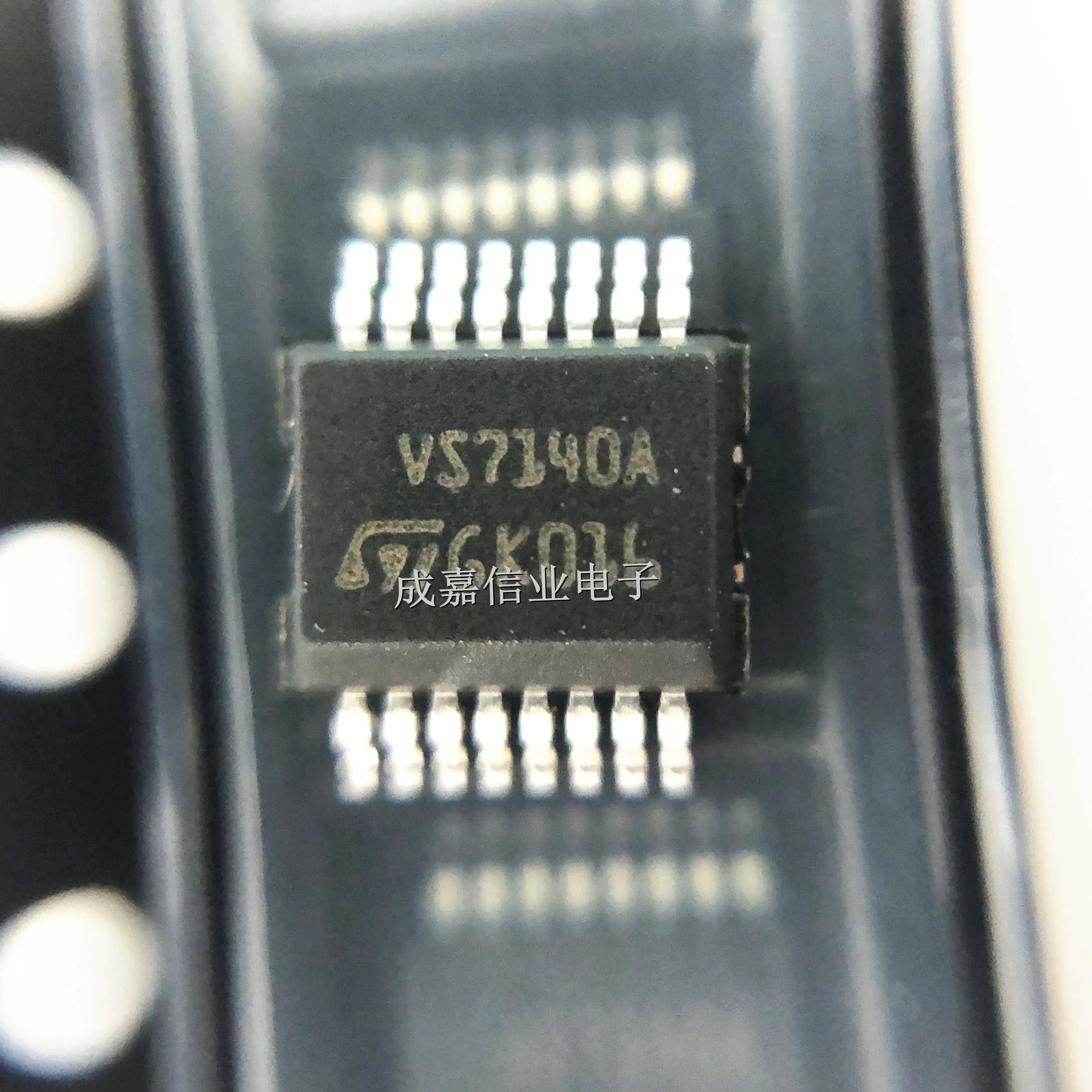 10pcs/Lot VN7140AJTR SSOP-16 MARKING;VS7140A Power Switch ICs - Power Distribution Operating Temperature:- 40 C-+ 150 C