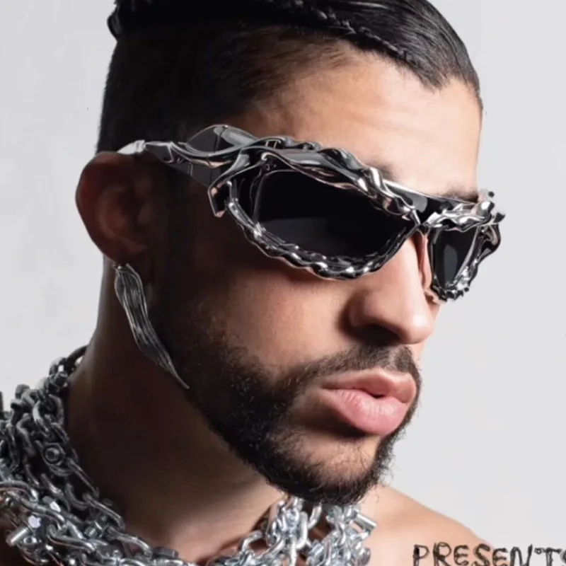 Einzigartige Hip-Hop-Y2K-Sonnenbrille für Damen und Herren, neue Sport-Sonnenbrille mit gedrehtem Design, Party-Sonnenbrille für Frauen, silberne Retro-2000er-Brille – Detail 3