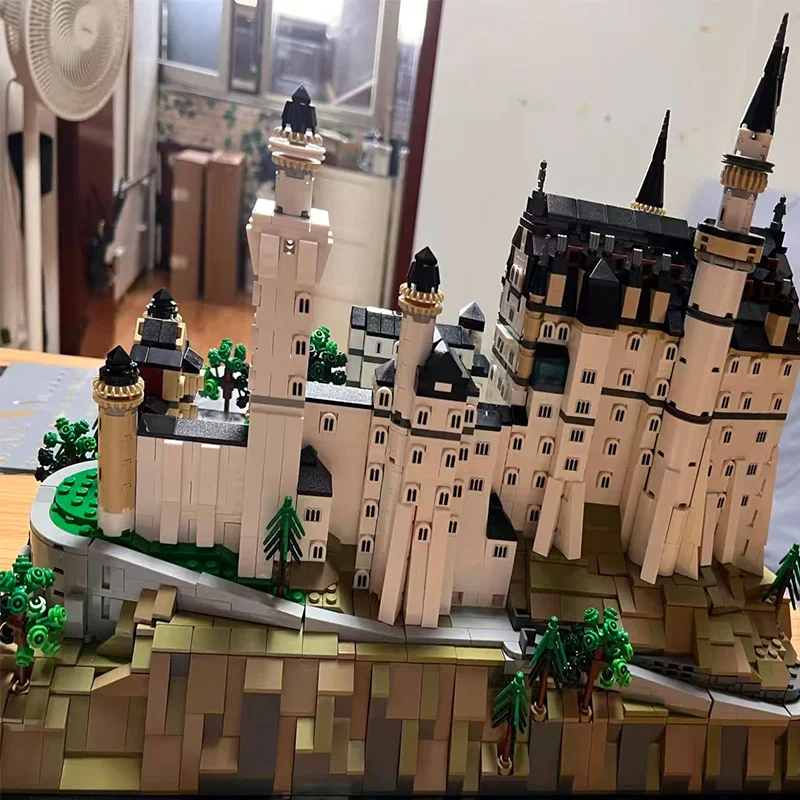 Christmas promotional 21063 Neuschwanstein Castle Architectural Model Kit European Forest landscape Building blocks for Gifts