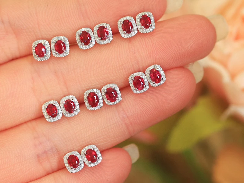 LUOWEND 100% 18K White Gold Earrings Elegant Style Shiny Diamond Natural Ruby Stud Earrings for Women Birthday Gift Fine Jewelry