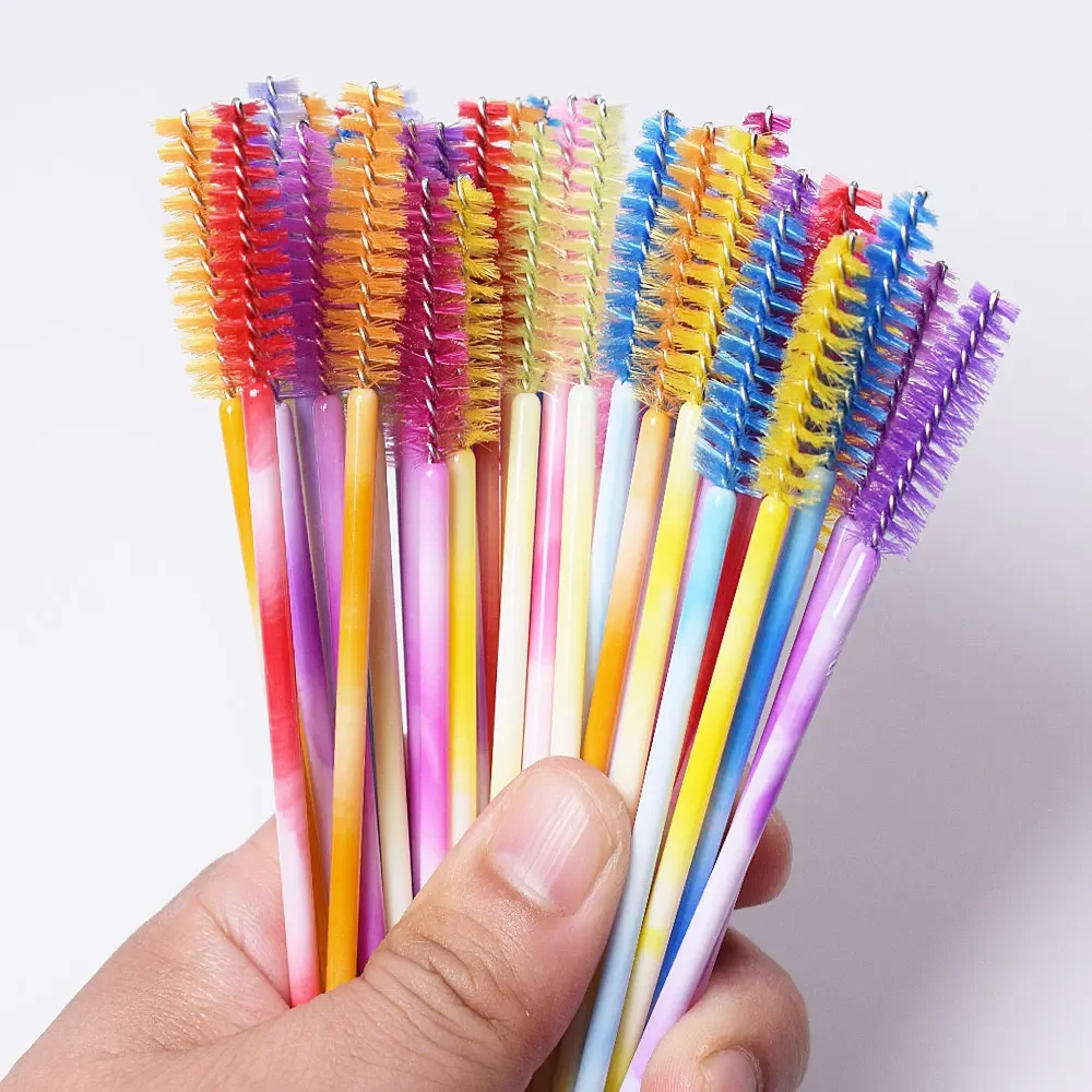 50 Pz/pacco Usa E Getta Pennello Per Ciglia di Cristallo Eye Lash Pennelli Per Trucco Mini Mascara Bacchette Pennello Strumento di Estensione Delle Ciglia