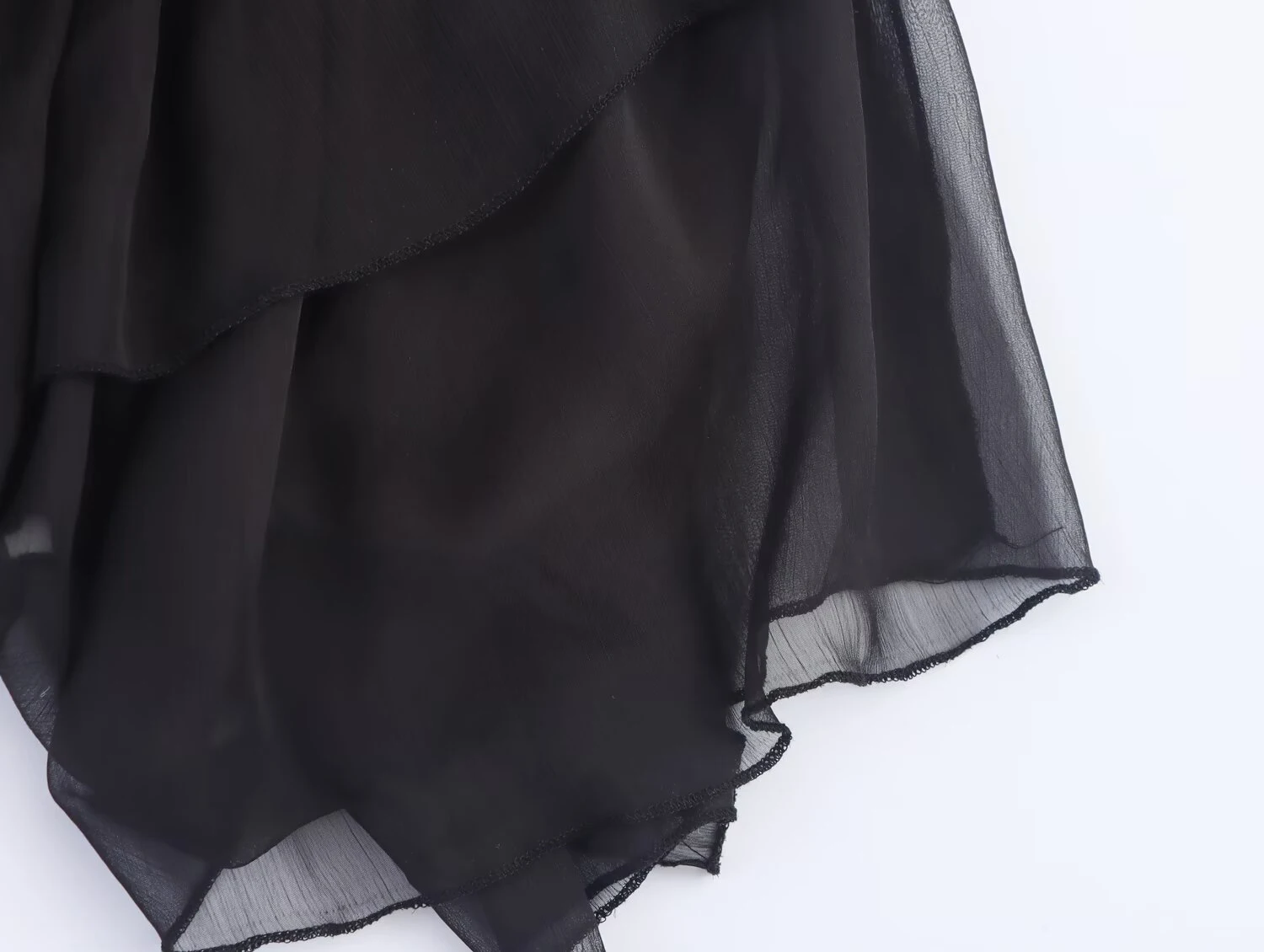 النمط الأوروبي والأمريكي 2025 منتج صيفي جديد تصميم الملابس النسائية إحساس الطبقات الديكور منتصف الخصر تنورة ميدي