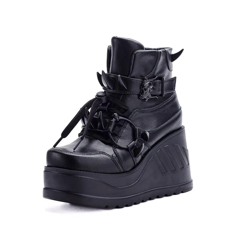 2026 New Thick-soled Muffin Women's Small Height Increase Rivet Punk Slope Heel Single Casual Height Increase Shoes 9cm