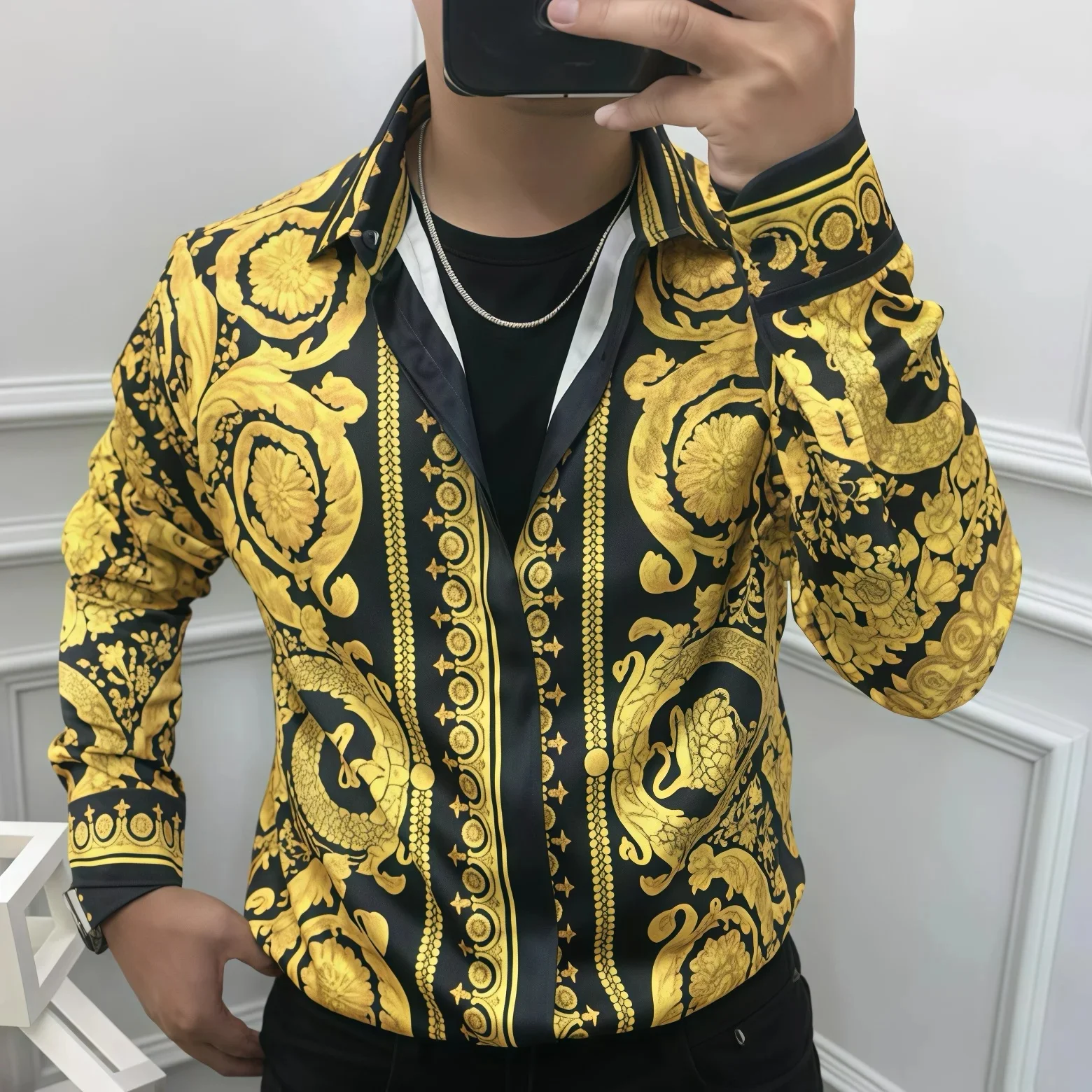 Summer Luxury Mens Button Down Shirts Royal Mens Shirts Casual Slim Fit Soft Smooth Fashion Large Size Luxury Party Shirts