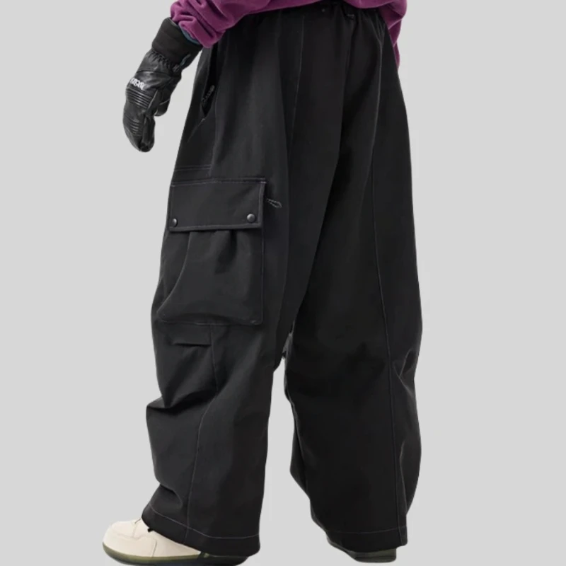 Pantaloni da snowboard da uomo nuovi con tasca grande Pantaloni da sci super larghi Campo di neve Isolamento impermeabile Coppia Abbigliamento sportivo invernale
