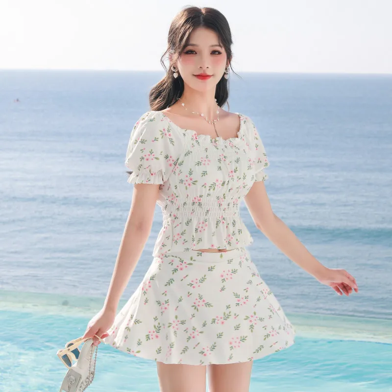 2025 Immortal Swimsuit Women's Split Two Piece Set Conservative Look Thin Cover Belly Girl Student Hot Spring Swimsuit