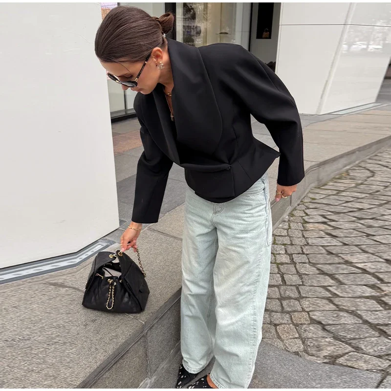 Damen-Hosen-Sets, V-Ausschnitt, Langarm, Taillenbetonende Asymmetrische Mäntel, Hochgeschnittene Plissierte Hosen, Schicke Büro-Outfits für Damen, Neuheiten – Detail 19