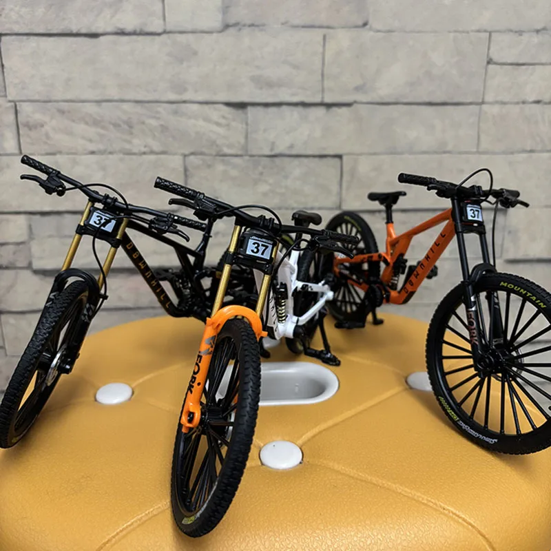 1:8 Model Alloy Bicycle Diecast Mini Finger Bikes Simulation Collection Gifts Toys for boys 37A