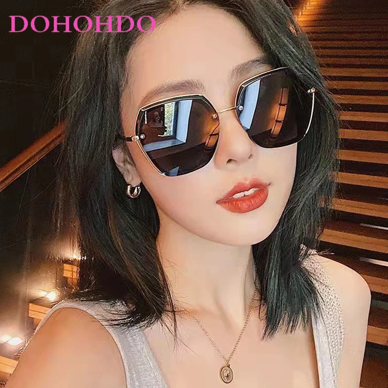 

2025 New Luxury Brand Design Fashion Oversized Sunglasses Retro Polygonal Sun Glasses Street Photography Outdoor Sun Proof UV400