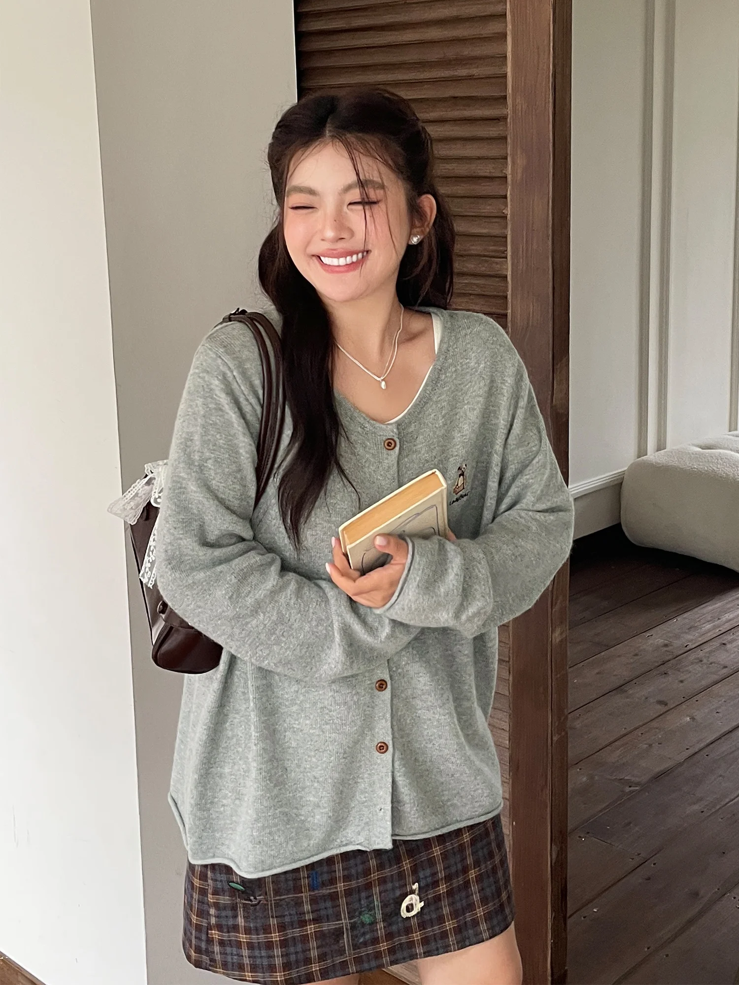 

Unique Beautiful Thin Knitted Sweater Large Size Cover Stoh Open Cardigan Top for Early Autumn Commute Sle Animal Pattern