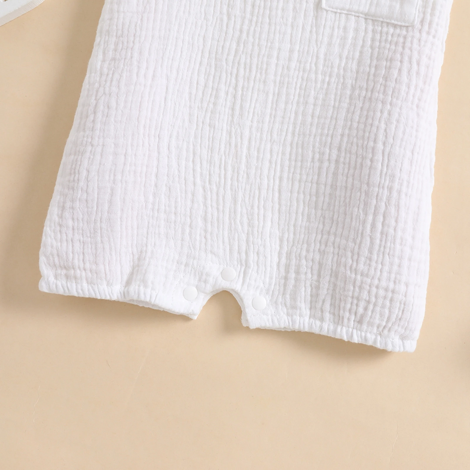 

Baby Solid Color Clothes Set Short-sleeved Crew Neck Chest Pocket Jumpsuit Romper with Lace Hat for Summer