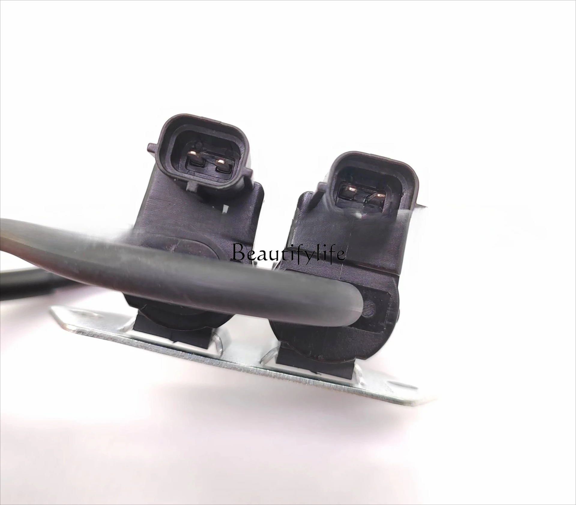 jj4 8657A031 K5T81973 Automotive solenoid valve vacuum switch