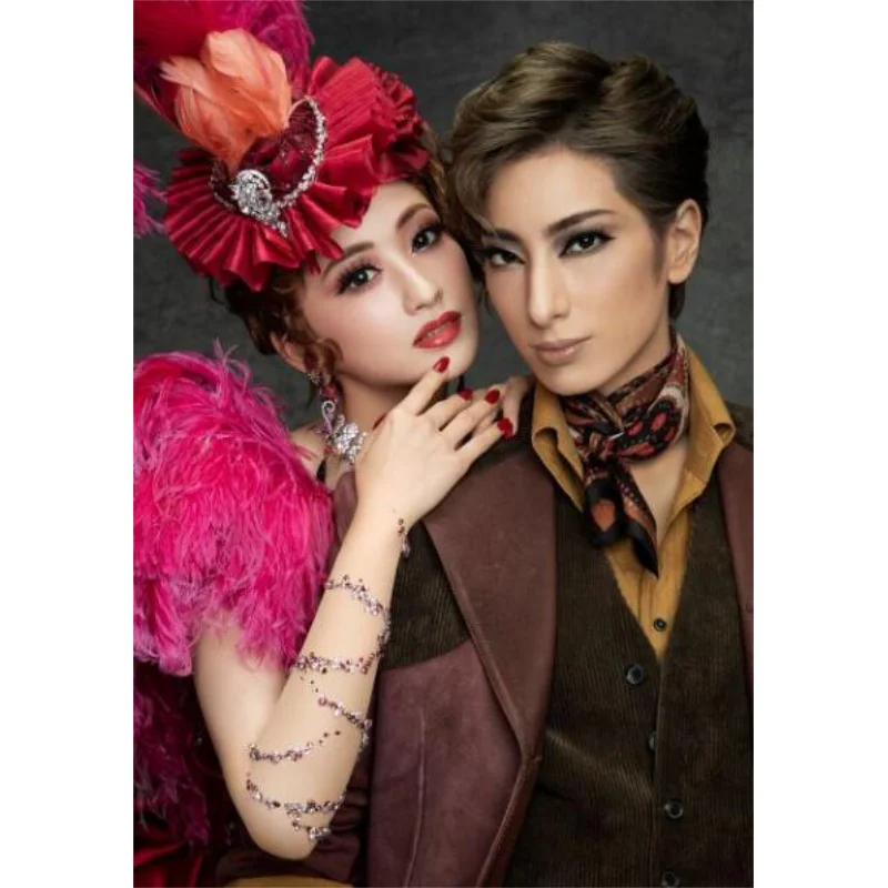 

TAKARAZUKA GRAPH 20142024 Photographer TADAYUKI MINAMOTO TADAYUKI MINAMOTO Takarazuka Creative Arts 9784866492568 Book