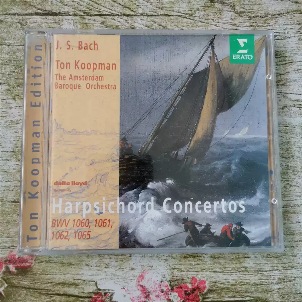 

CD BACH CONCERTOS ДЛЯ 2 и 4 HARPSICHORDS Выпущена в 1991 году. Это классический коллекционный диск Баха Harpsichord Concerto.