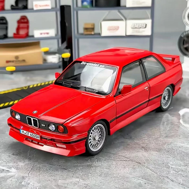 Simulation 1:24 BMW M3 Alloy Car Model Collection Metal Diecast Miniature Voiture Home Decor Children Boy Car Toy Birthday Gift