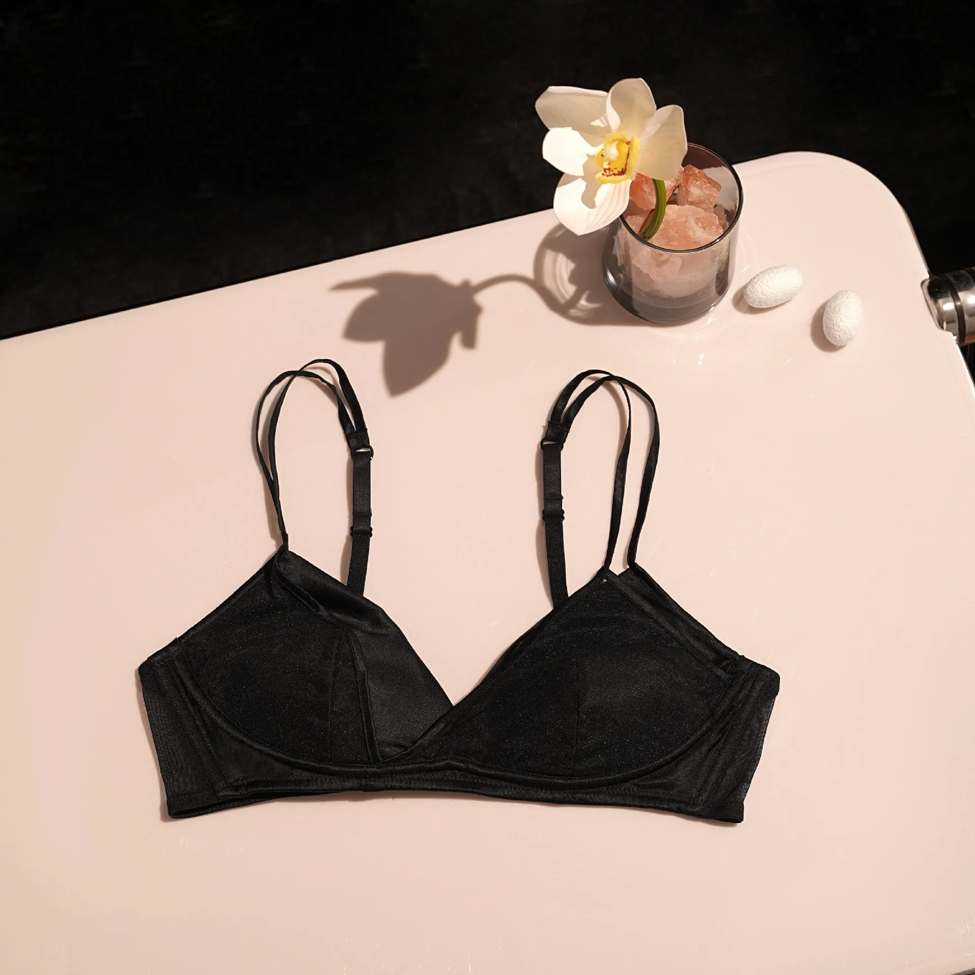 Birdtree 93% حمالة صدر من حرير التوت 7% سباندكس، ملابس داخلية نسائية لاسلكية بطبقة مزدوجة بدون أثر، خريف وشتاء 2025 جديد A5O031JF