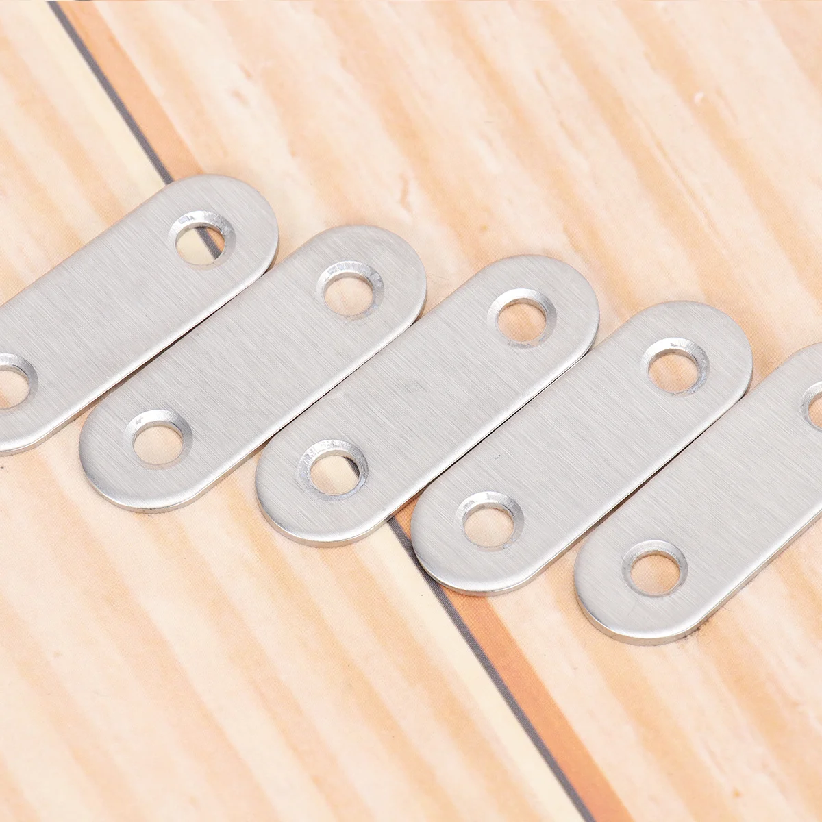 

20Pcs Silver Stainless Steel Steel Braces Easy Install Durable Mending Plates for Furniture Cabinet Doors Windows Repair