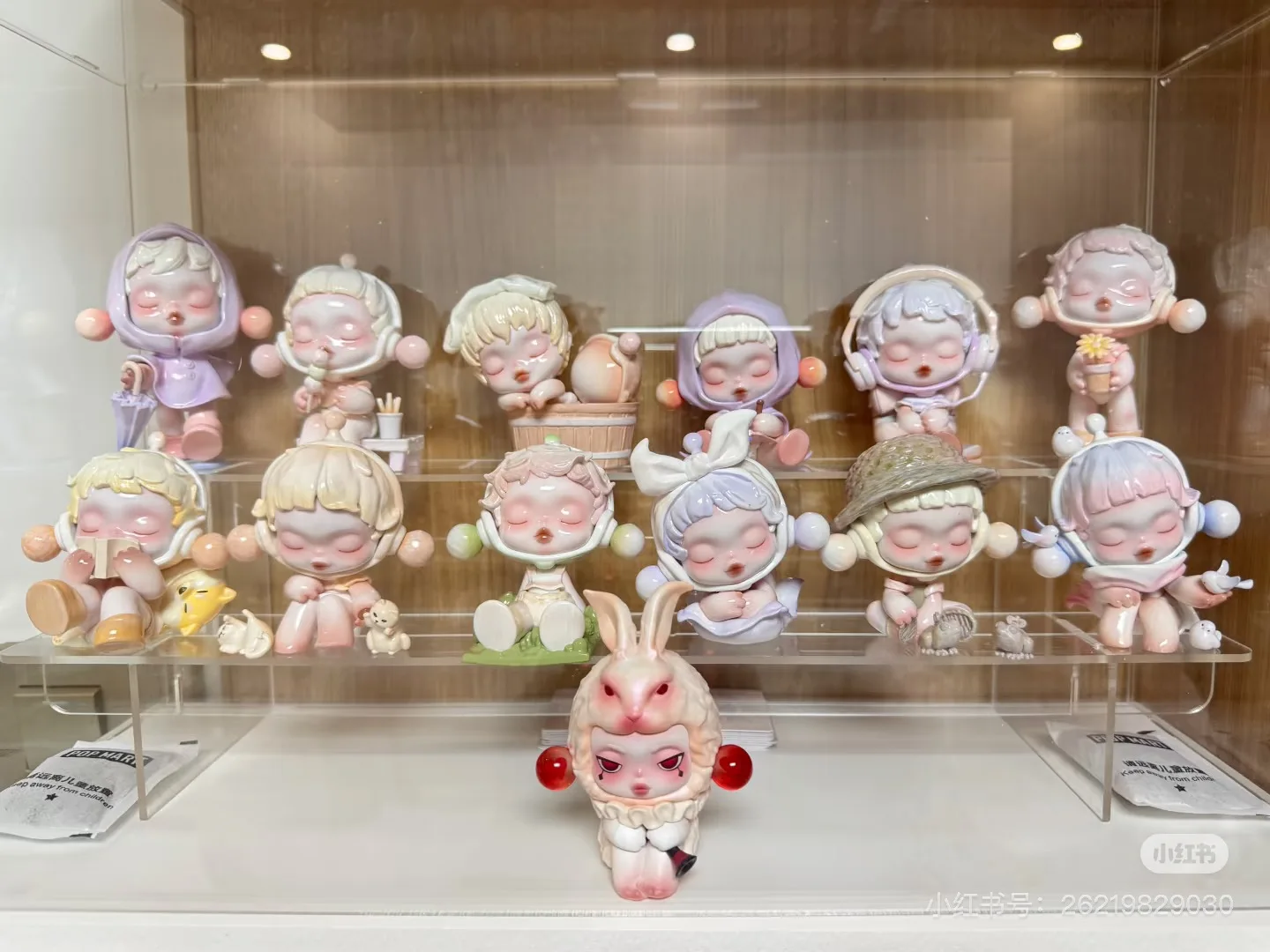 

Genuine Popmart Bubble Mart Skullpanda Temperature Series Blind Box Sp8 Ornament Trendy Play Cute Decoration