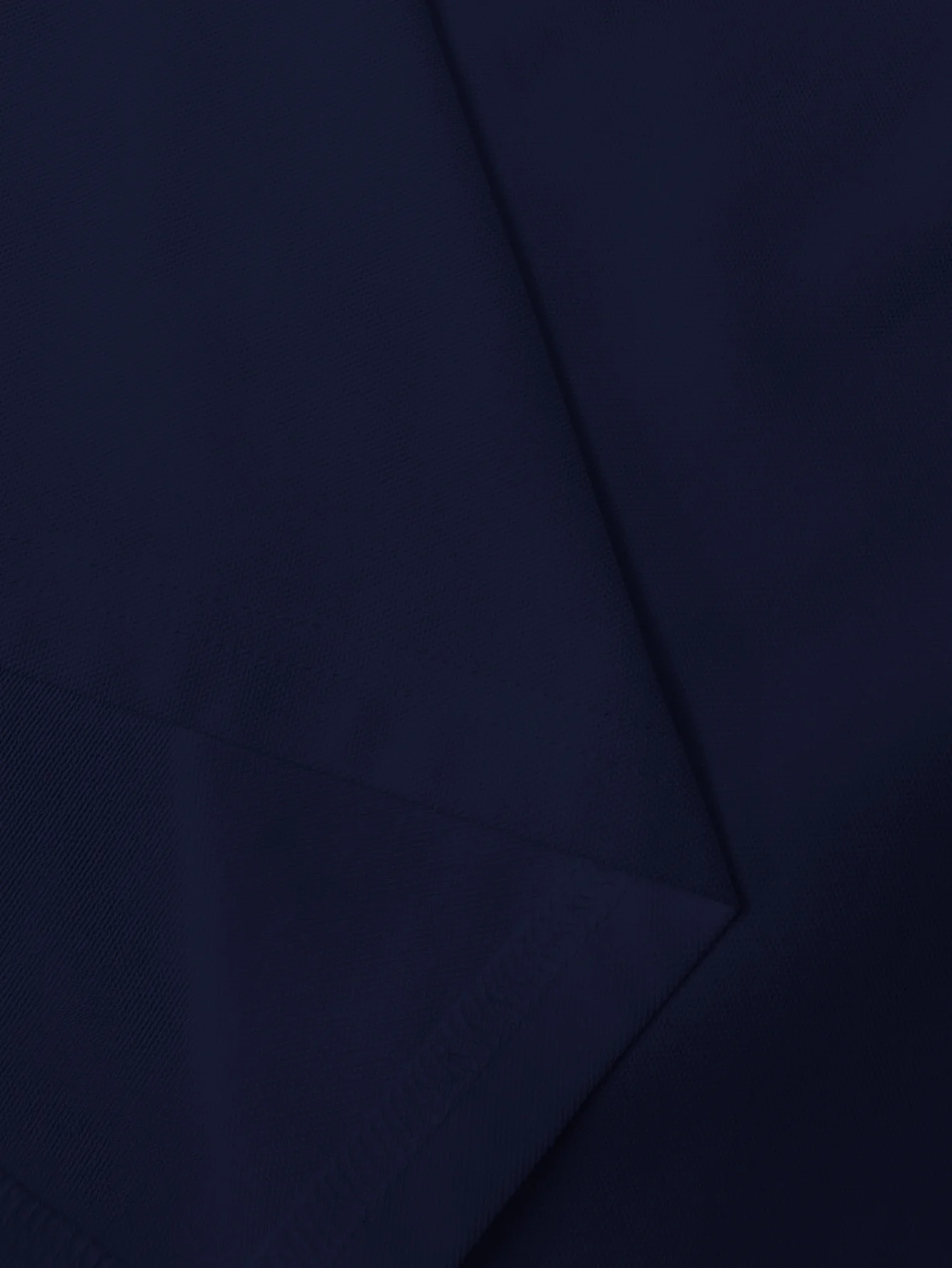 Herren-Poloshirt mit Umlegekragen, leichter Business-Stil, modische Kirschblüten-Zierung, trendiges Schriftzug-Design – Detail 15