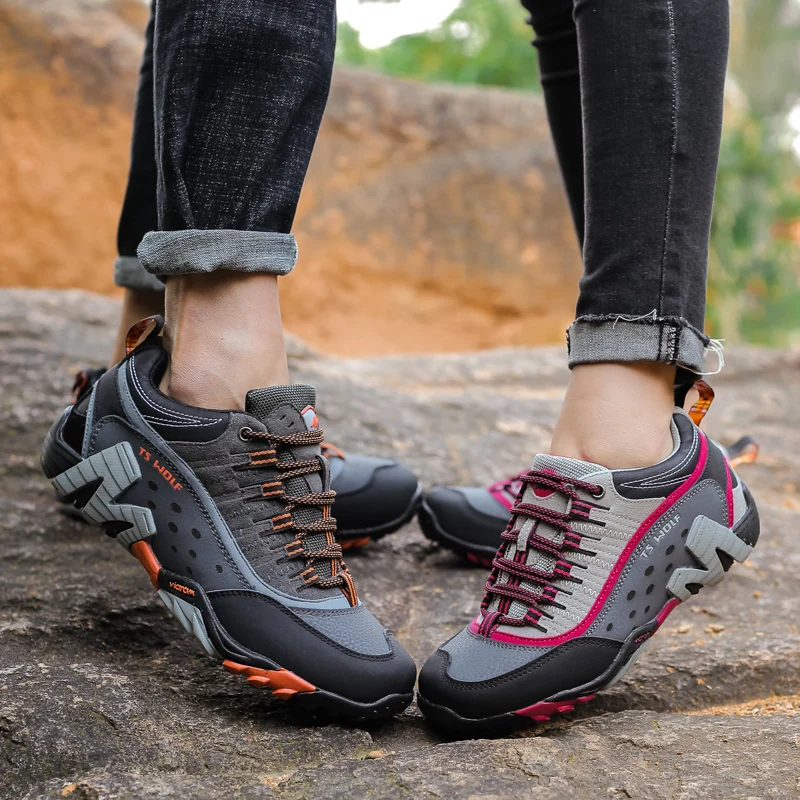 Large size couple shoes, outdoor professional mountaineering sports shoes, waterproof and anti slip sports shoes, casual shoes