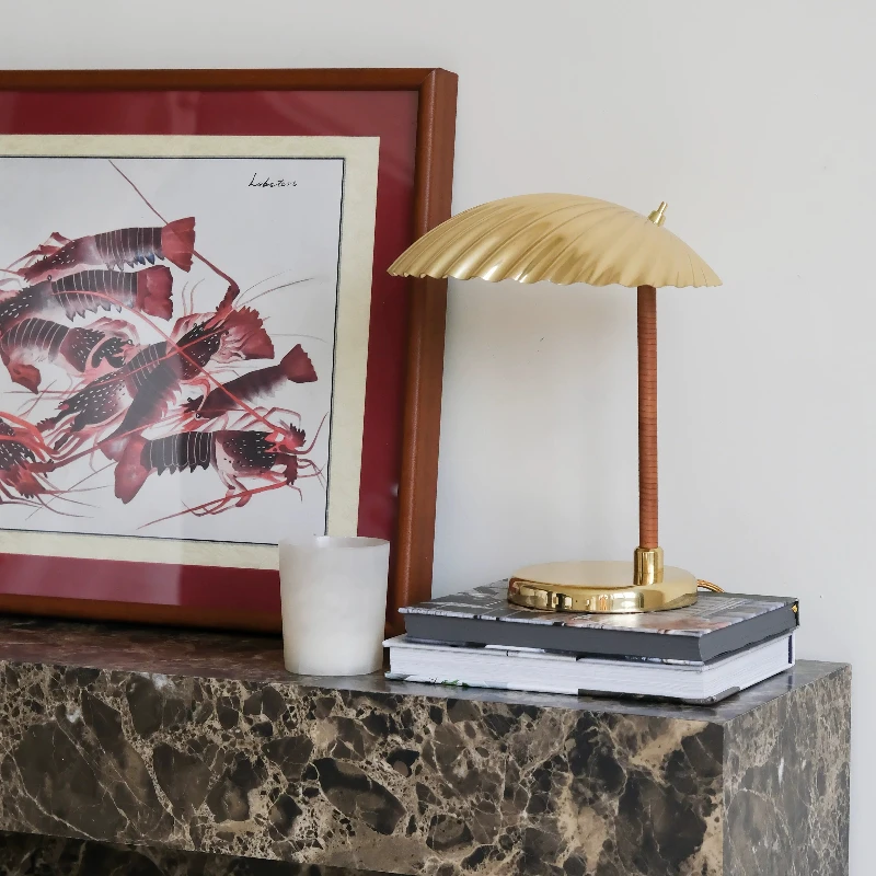 

L series shell lamp bedroom bedside decorative table lamp night lamp