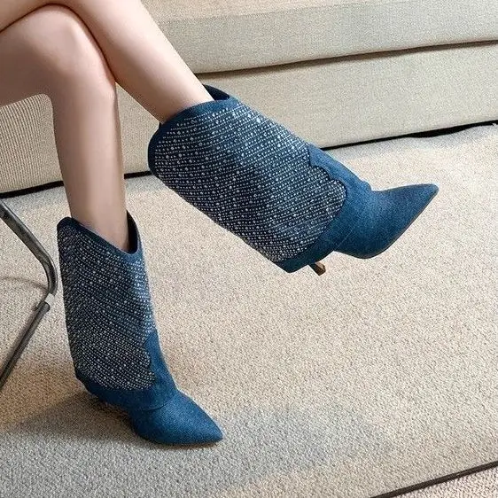 

Chic Design Full Rhinestone Western Cowboy Boots Fashion Denim Blue Pointed Toe High Heel Shoes Long Women Boots Bottes Hautes