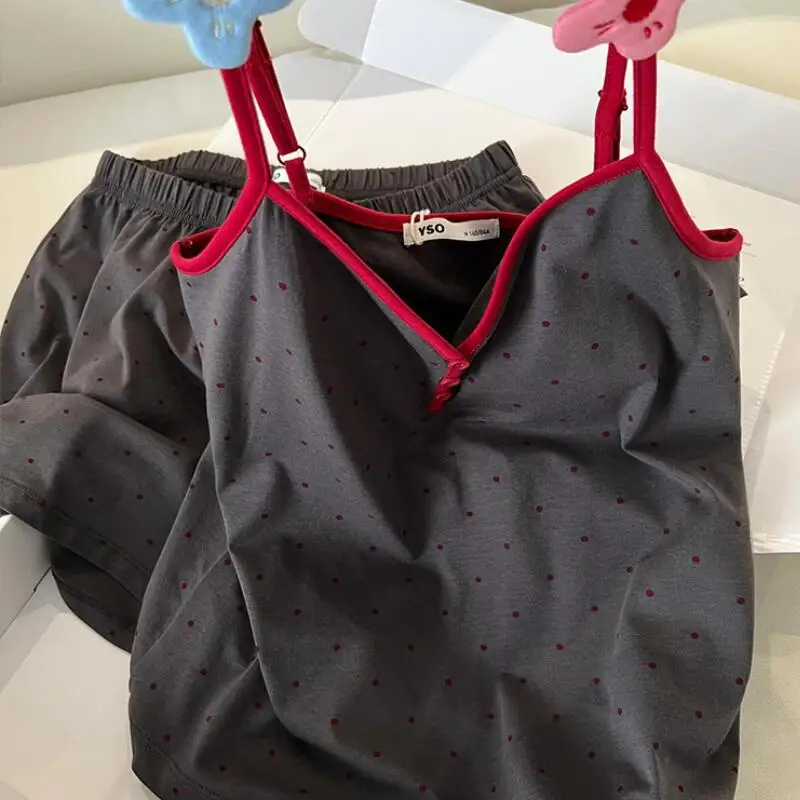 

Милый и стильный женский комплект: майка и шорты для дома, модная летняя одежда для студенток, влагоотводящая, дышащая, повседневная, удобная.