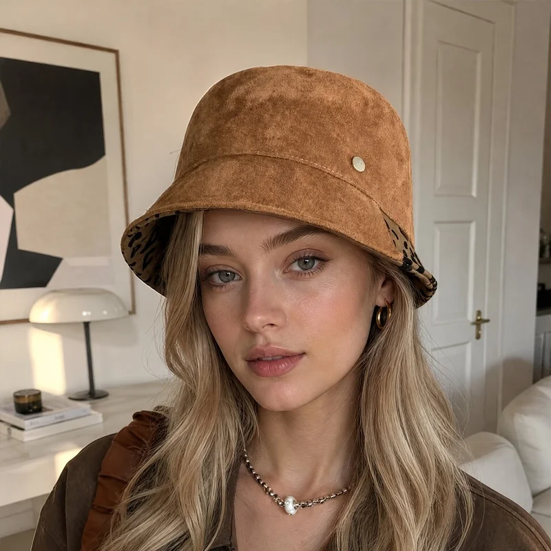 Women Reversible Suede-look Bucket Hat Leopard Print Lining Adjustable Drawstring Vintage Bucket Hat Outdoor CWind Protection