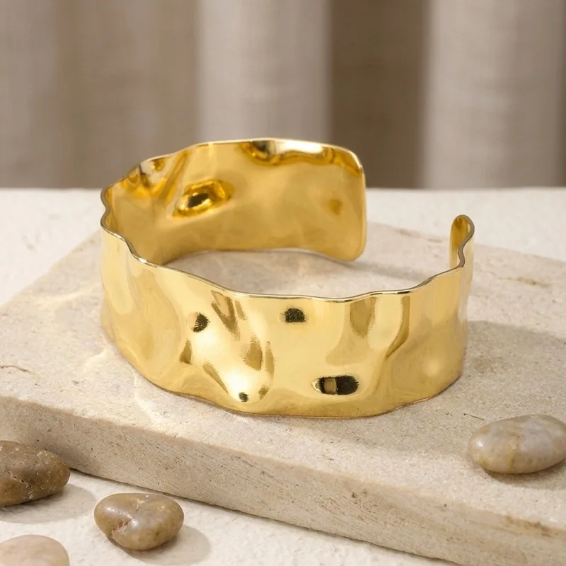 CarlidanaEuropean and American style wavy edge pleated metal bracelet with a unique design, versatile for everyday wear