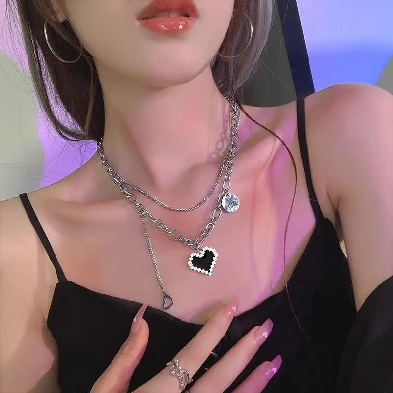 

Necklace Double layered with black love necklace for women simple letter pendant Hip Hop collarbone chain