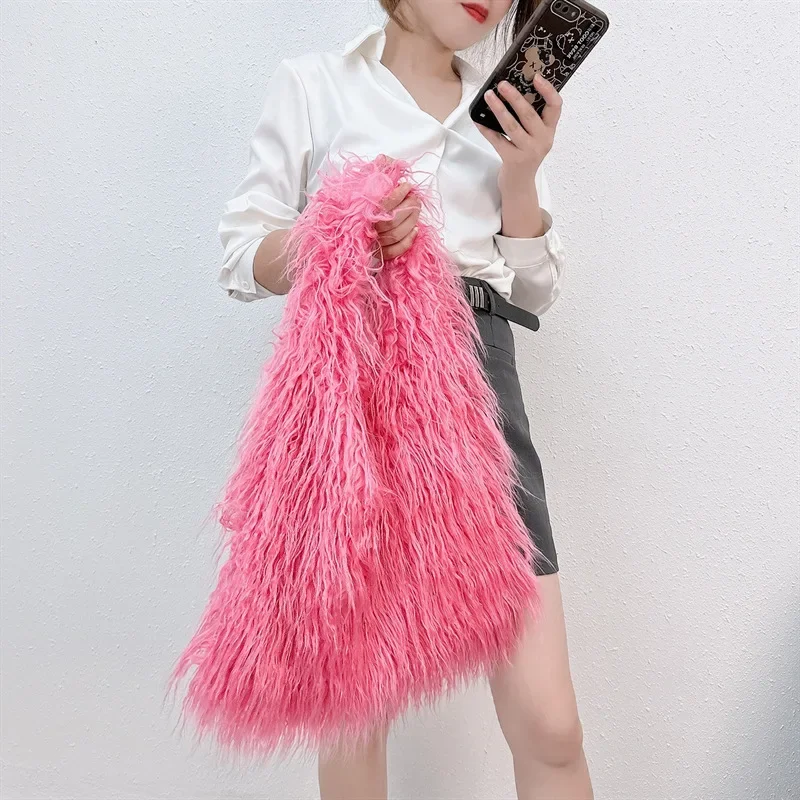 Retro Y2k Hot Girls Faux Fur Shoulder Bags Large Capacity Women Plush Underarm Bag Solid Color Ladies Fluffy Tote Handbags