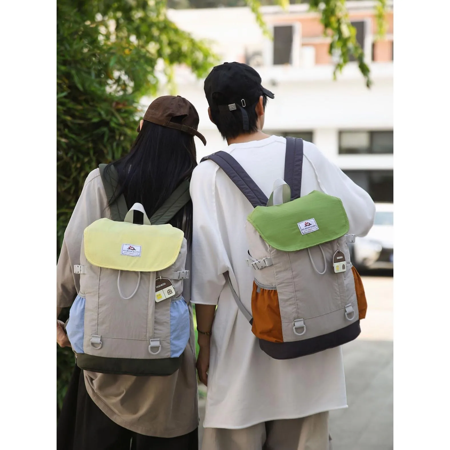 

2025 New Spring Travel Backpack Lightweight Waterproof Backpack with Kids, College Student Backpack, Leisure Travel Bag