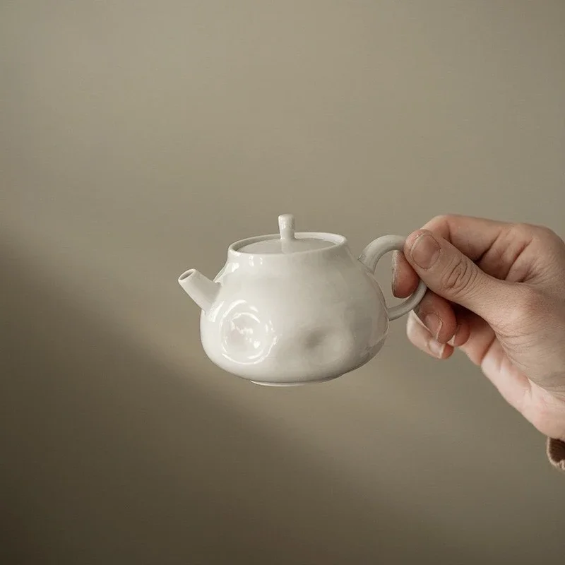 Plant Ash Ceramic Teapot Household Vintage Kung Fu Breaking Teapot Anti-scalding Hand Grab Pot Teapots for Infusions Decoration