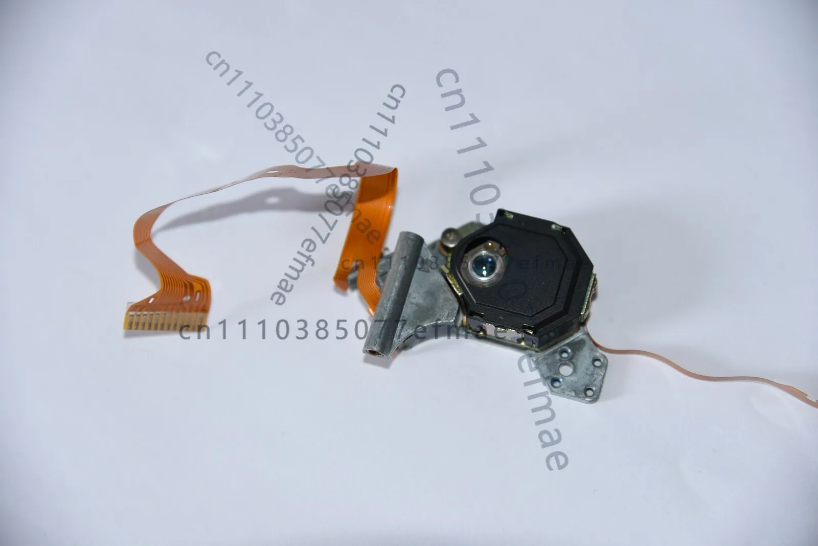Used 95% new 1PCS for Sony KSS-220A Laser For Sony Discman D-555 D-z555 D-88 view 2