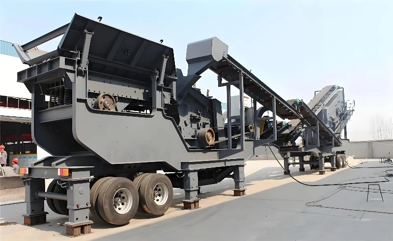 Customized Mobile Jaw Crusher That Can Crush All Kinds Of Hard Stones With Vibrating Feeder And Belt Conveyor. Output Size Is
