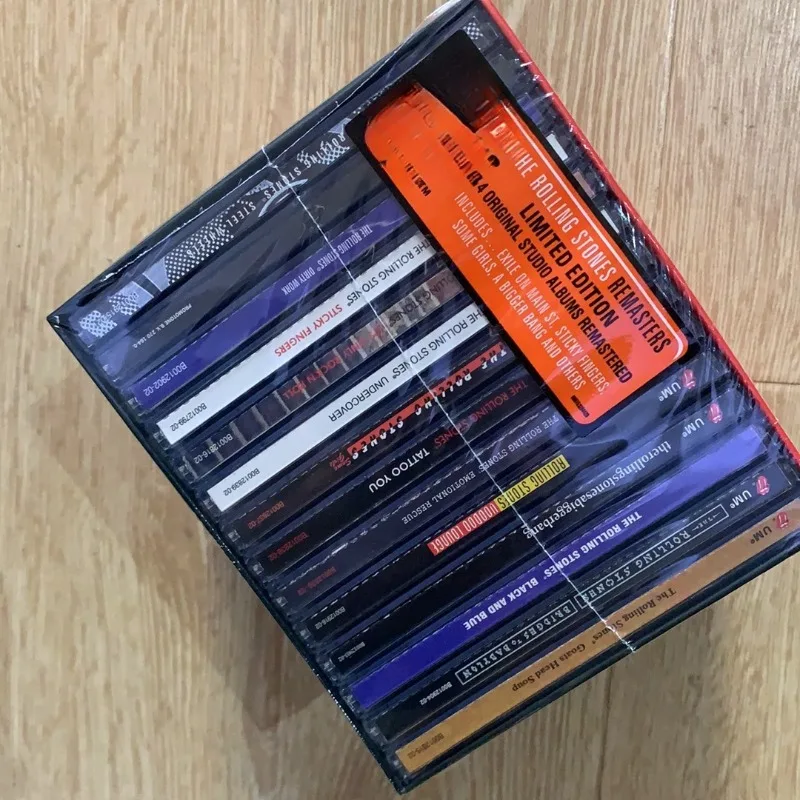 

Новая коллекция музыки британских поп-групп и известных рок-групп: классическая коллекция хэви-метал групп на 14 CD в подарочной коробке