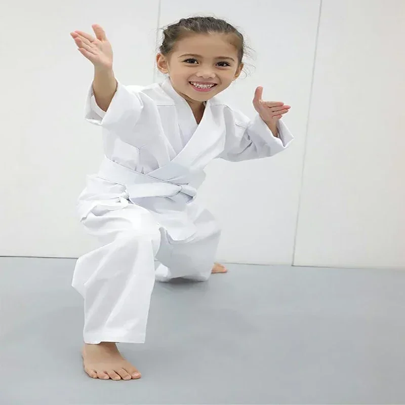 Mundur karate dla dzieci i dorosłych, lekki mundur studencki Karate Gi z paskiem do treningu sztuk walki - biały