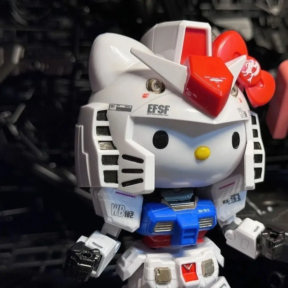 كارتون هالو كيتي التعاون جاندام مجردة الإبداعية العصرية تمثال صغير ديكور المنزل هدايا عيد ميلاد للبنين بنات