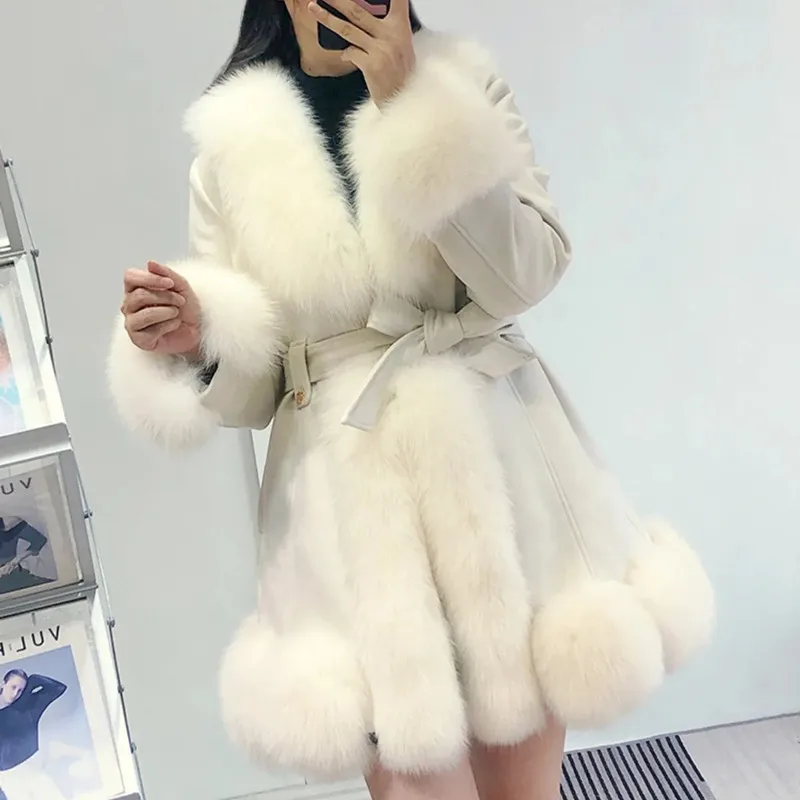 ashion Fur coat Female Large Fur Collar Jacket 2024 New Autumn Winter Mid-Length Thick Warm Overcoat Women Loose Outerwear W078