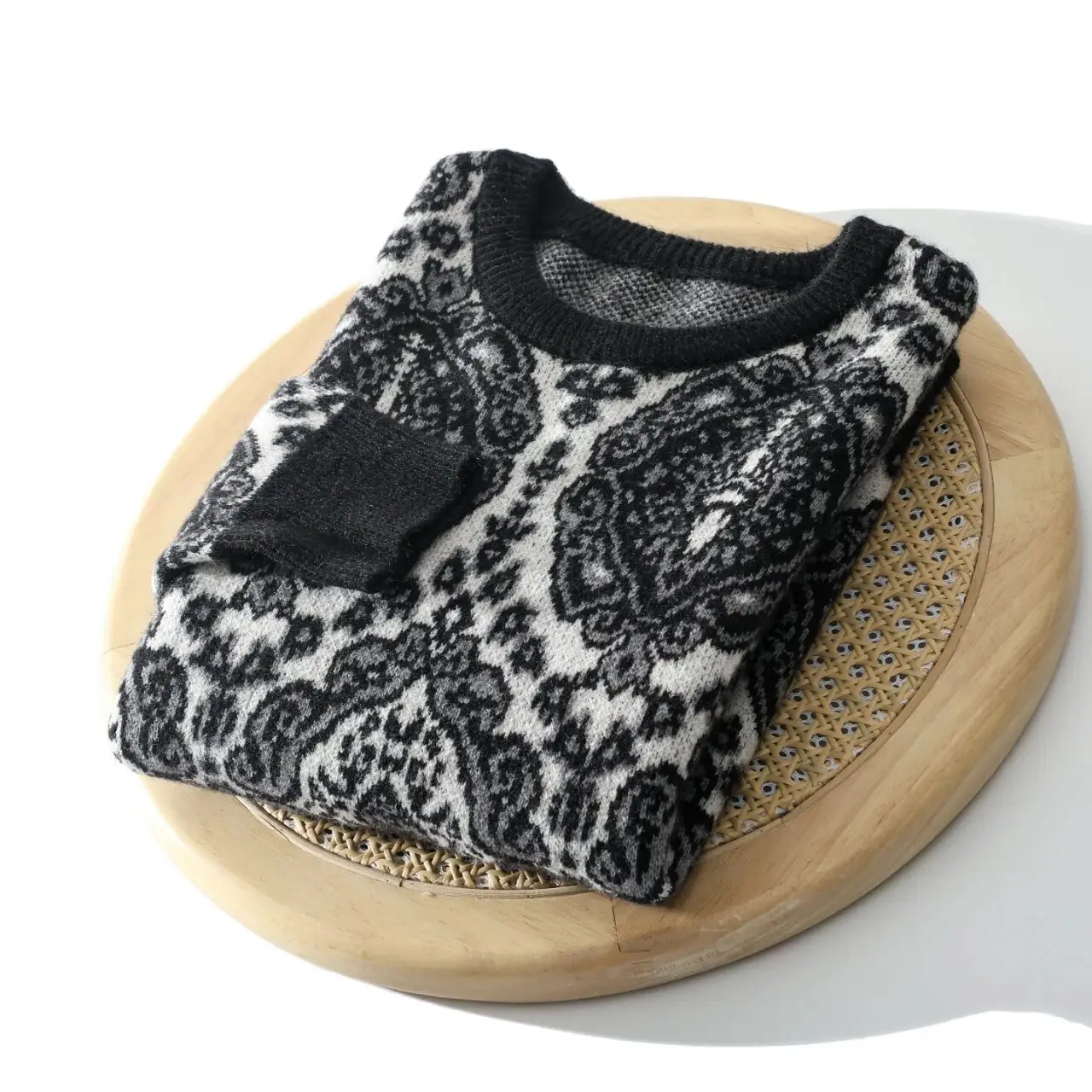 

Мужской зимний теплый вязаный свитер свободного кроя с круглым вырезом, из смесовой ткани с шелком, с цветочным узором, толстый, с длинными рукавами