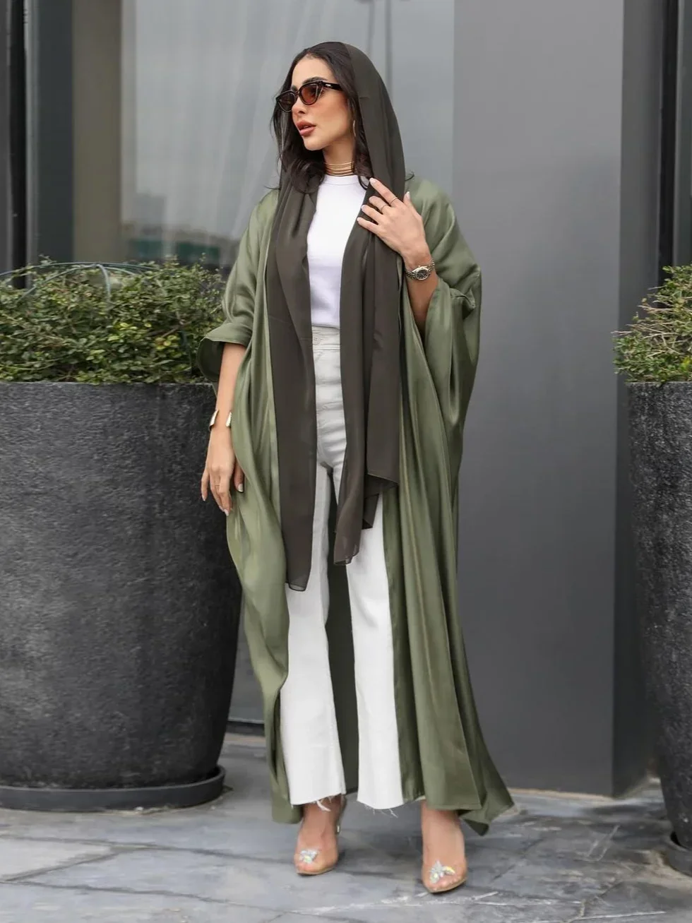 Abaya Elegant Muslim Eid Abayas Satin Cardigan Casual Women Bat Sleeve Long Maxi Dress Kaftan Party Ramadan Modest Caftan 2024