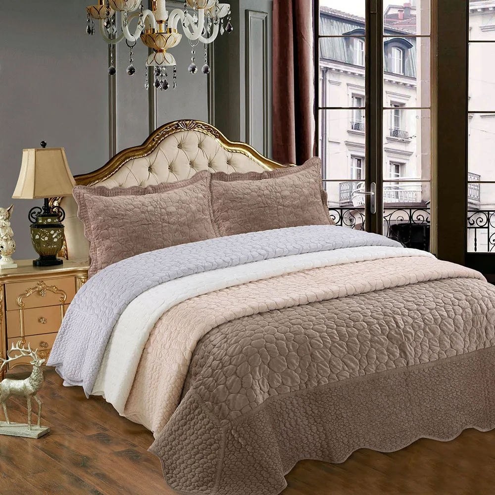 Queen Size Winter Plush Cotton Quilt Set 3PCS Embroidered Quilted Bed Cover Lightweight Coverlet Blanket for Bed