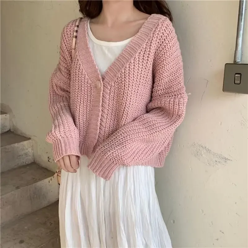 New Sweet Loose Outer Short Long Sleeve One Button Women's Knitted Cardigan Fashion